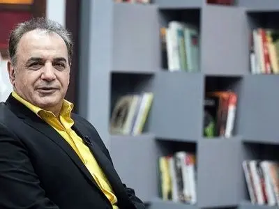 فیلم / لیلی بنشین خاطره ها را رو کن، لب وا کن و با واژه بزن جادو کن / شعر عاشقانه  علیرضا آذر با صدای فوق العاده استاد کاکاوند