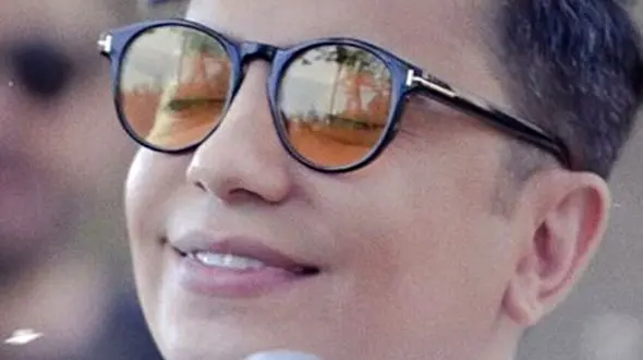 فیلم آواز باشکوه و  احساسی محسن ابراهیم‌زاده در اردبیل  برای بندرعباسی ها /بیقرارم، نتونستم که آرومت کنم دلشو ندارم نمیتونم فراموشت کنم !