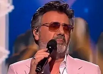 دانلود ریمیکس معین / آهنگ  «غریبه» ورژن شنیدنی و خاص 