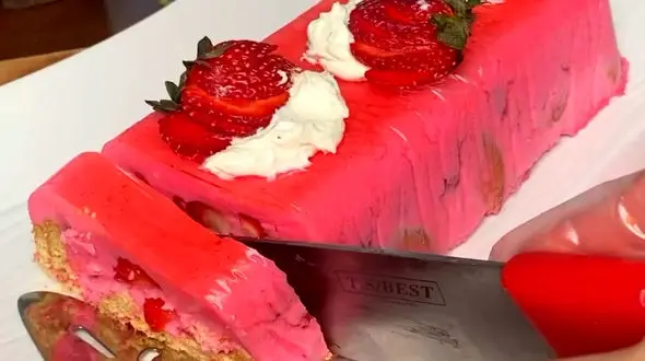 از آموزش درست کردن دسر توت فرنگی تا ته چین قیمه