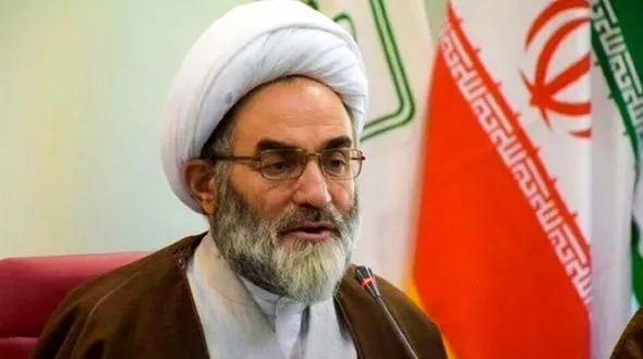 امام جمعه رشت: هیچ کس از کشف حجاب راضی نیست/ اصلاً «بزن بهادر» جایی ندارد؛ تذکر اثرگذار است