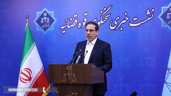 بابک زنجانی در زندان است