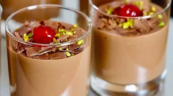 پودینگ شکلاتی یک دسر مناسب 
