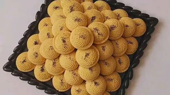 طرز پخت شیرینی سه آرد در خانه + فیلم 