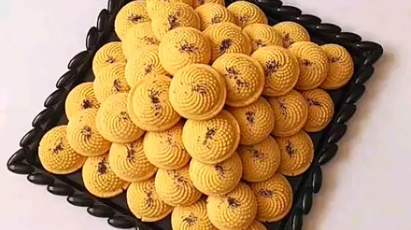 طرز پخت شیرینی سه آرد در خانه + فیلم 