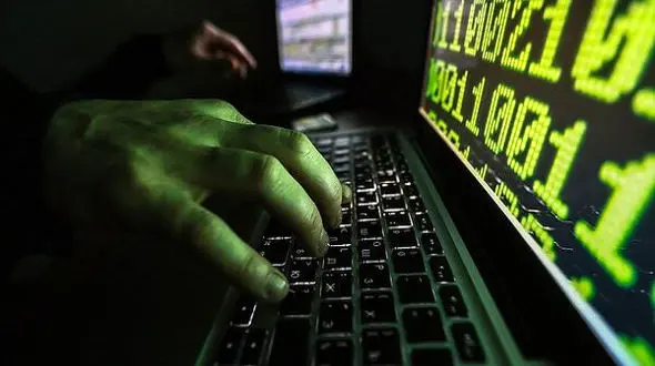 هکر زنجانی در دام پلیس فتا 