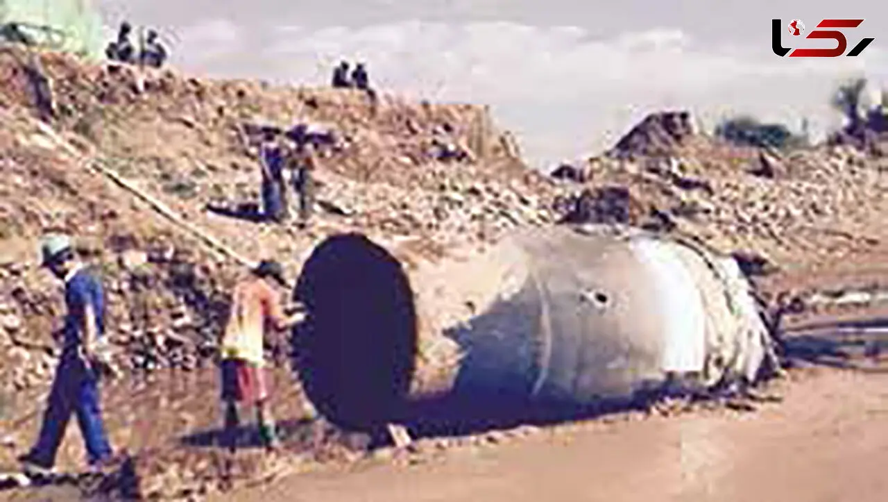 سقوط شیئی اسرار آمیز از آسمان+عکس