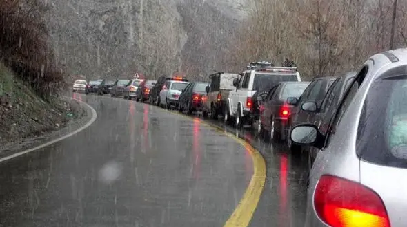 لزوم استفاده از یخ شکن در هراز / هشدار پلیس به مردم