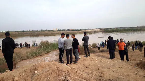 خودکشی جوان اهوازی در رودخانه کارون+ عکس