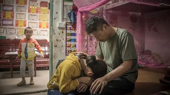 اهدای کلیه به پدر بزرگترین آرزوی این دختر است+عکس