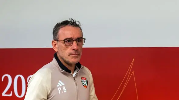 برد لحظه آخری هم بنتو را نجات نداد / امارات سرمربی‌ اش را برکنار کرد