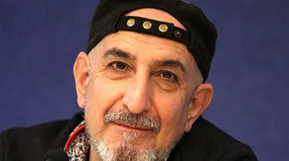 فرهاد آئیش : دنیای بعد از کرونا دنیای دیگری‌ است