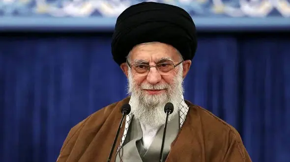 رهبر انقلاب: بازرسی افراد ناشناس از دادگاه ها خیلی خوب بود + فیلم