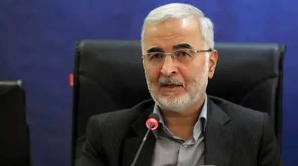 مومنی : باید ورود اتباع به کشورمان متوقف شود/ فرمانداران و استانداران کارآمد به فعالیت خود ادامه می‌دهند.