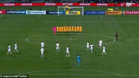 اقدام زشت بازیکنان عربستان پیش از دیدار امروز با استرالیا + عکس 