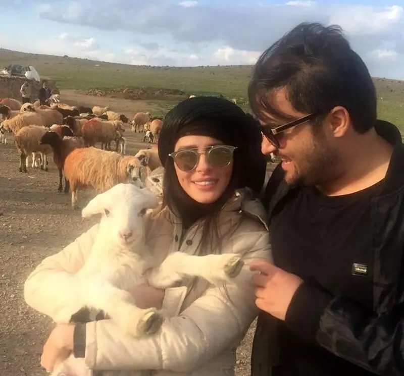 طبیعت گردی مهدی سلوکی و همسرش