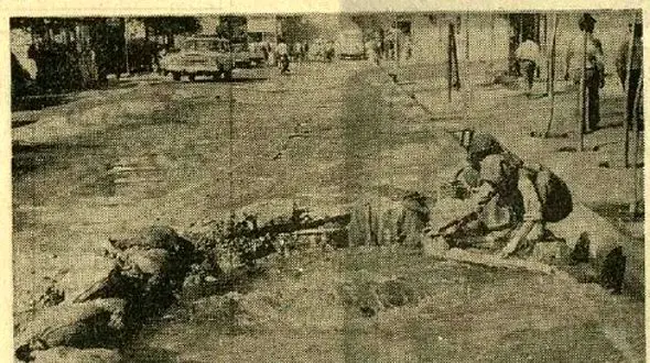 تصاویر عجیب / جوشش آب در خیابان نظام‌ آباد تهران، ماجرا چیست؟