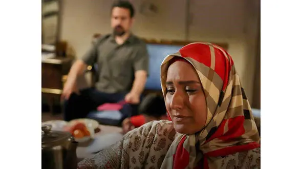 مدل شدن مینا دلشاد نقش عزت در ستایش