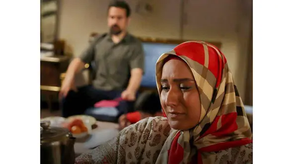 مدل شدن مینا دلشاد نقش عزت در ستایش