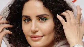 وکیل الناز شاکردوست: او به یک سال حبس تعزیری و محرومیت از فعالیت های سیاسی، مجازی و هنری محکوم شد