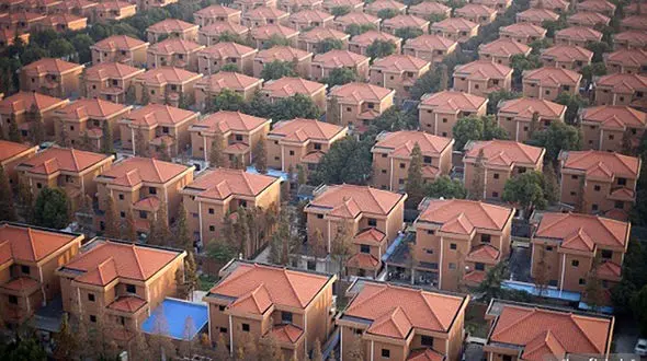 اسرارآمیزترین دهکده چین / راز های عجیب از ثروت هنگفت + تصاویر