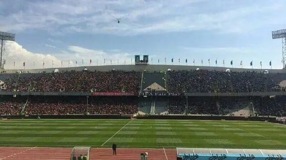 فوری / دستگیری 3 دختر با پوشش پسرانه در استادیوم آزادی