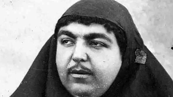 چرا ناصر الدین شاه از زنان سبیل دار  خوشش می آمد؟! + عکس