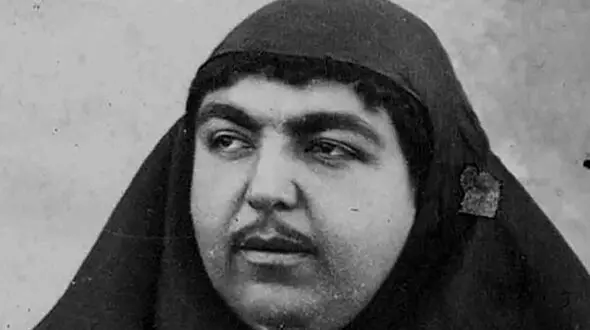 چرا ناصر الدین شاه از زنان سبیل دار  خوشش می آمد؟! + عکس