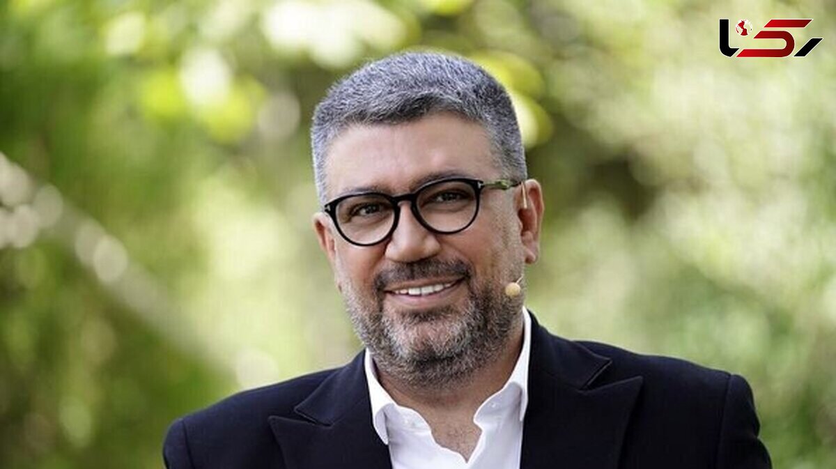 عکس/ یادی کنیم از  شوخی جالب رضا رشیدپور با دکور منزل رئیس جمهور / دکتر پزشکیان هم که باشی رو مبلی رو بر نمیداری!
