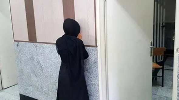 عاطفه بدون اطلاع با مرد بیوه ازدواج کرد و از خانه پدری گریخت