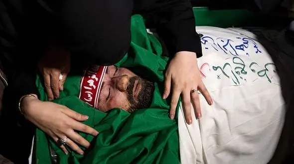 عکس تلخ / وداع با پیکر مرتضی ابراهیمی و مصطفی رضایی در تهران