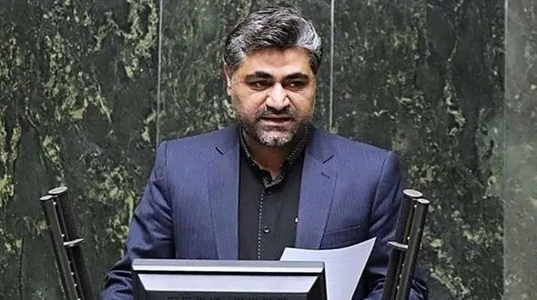 دولت واستانداری ها سوخت قاچاق را با قیمت بالاتر به آن طرف مرز می فروختند / به پزشکیان اطلاعات غلط می دهند!