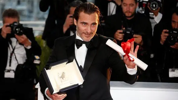 بهترین بازیگر مرد جشنواره کن انتخاب شد 