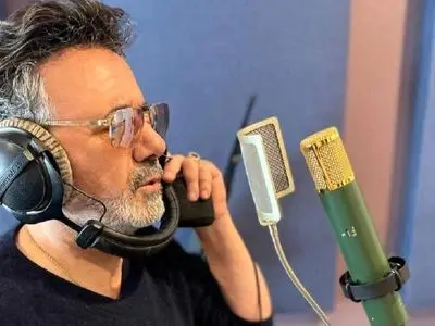 دانلود آهنگ عاشقی جز بر تو حرومه با صدای معین / به کنج میخونه صبح و شب شده ام جام دست تو