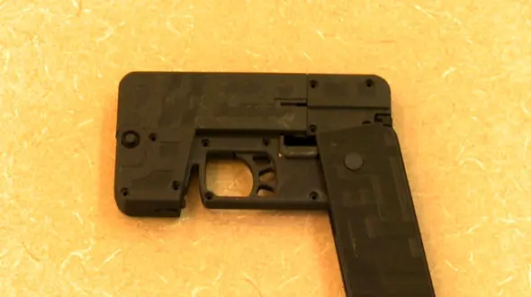 
ظاهر عجیب این اسلحه توجه ها را به خود جلب کرده است + تصاویر
