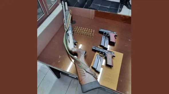 طرح پلیس برای دستگیری سارقان موتورسیکلت، فروشندگان سلاح را به دام انداخت