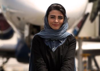 نگاهی به استایل خاص و ترند سیما خضرآبادی / شبیه شخصیت کارتون رابین هود نشده؟