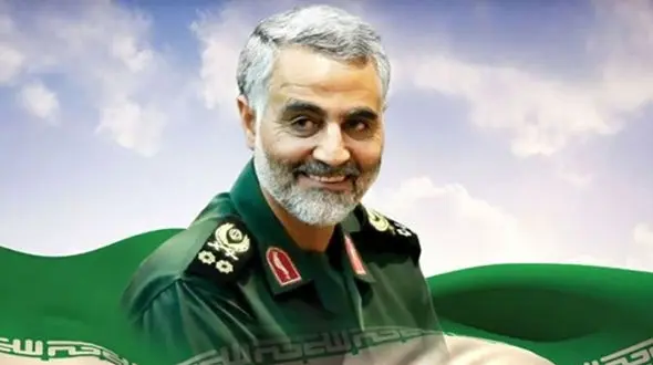 عکس / عبای رهبر انقلاب در کفن حاج قاسم / سرنوشت زیبای انگشتر معروف سردار شهید