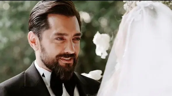 آلبوم تصاویر عروسی مینا مختاری و بهرام رادان بمناسبت سالگرد عروسیشان/ لباس عروسیه ساده و اروپایی