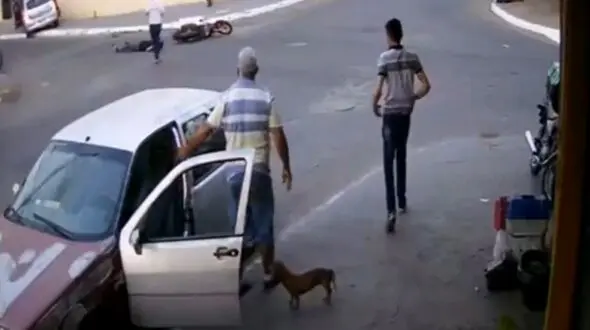 تصادف دلخراش خودرو با موتور سیکلت + فیلم