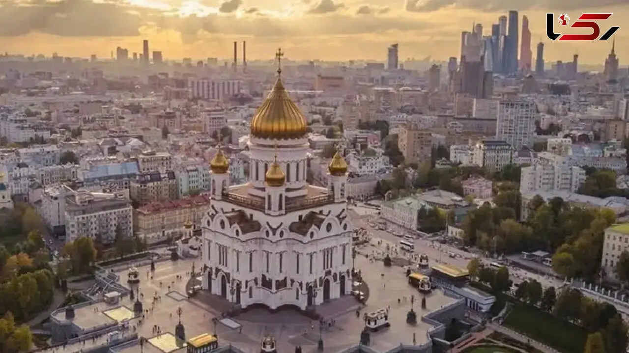 عکس تاریخی طاق نصرت سن‌ پطرزبورگ برای استقبال از مظفرالدین‌ شاه