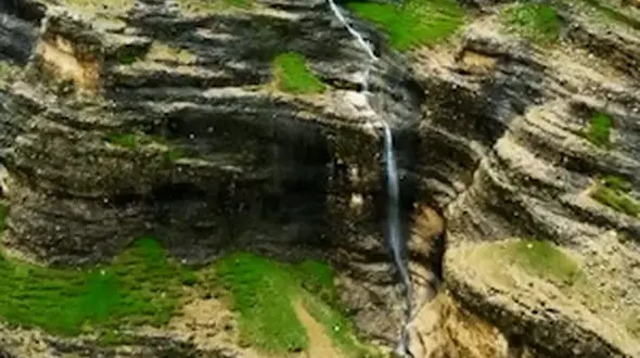 از روستای اشکفت بابامیر ایذه تا  ایوان ستون دار چهارصد ساله عالی قاپو