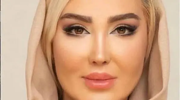زهره فکورصبور با پاشنه بلند در کنار استخر لاکچری + عکس