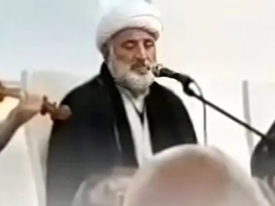 فیلم / مات و مبهوت شدن از آواز جگرسوز یک روحانی با ساز  ویولن ! / چه صدای پر قدرتی !
