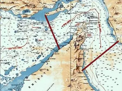 عکس / انتشار نقشه محدوده جدید تحت کنترل ایران در تنگه هرمز توسط سپاه / از جنوب خط بین کوه مبارک در ایران و جنوب فجیره در امارات / از غرب خط بین انتهای جزیره قشم در ایران و ام القیوین در امارات 