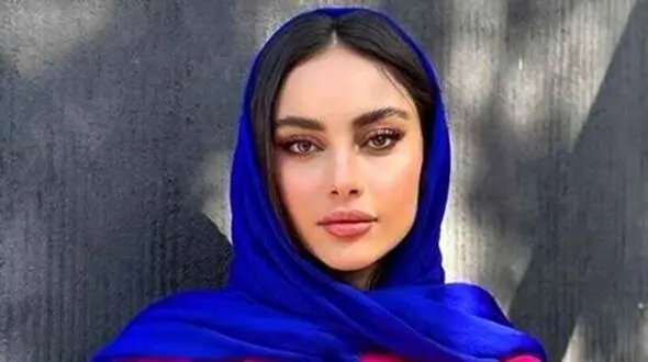 نگاهی به حیاط قدیمی خانه ترلان پروانه در تولد 21 سالگیش/چه حیاط با صفایی!!!