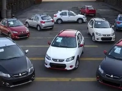 وضعیت بازار خودرو امروز جمعه ۲۴ بهمن ماه ۱۴۰۴ / قیمت خودرو سر به فلک کشید