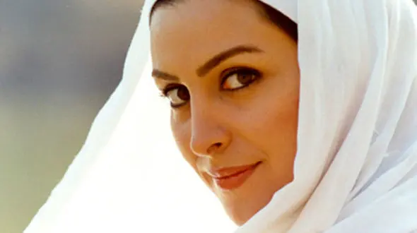 ماه چهره خلیلی: مجبور شدم به صورت یک مرد سیلی بزنم