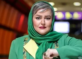 خانواده ی 5 نفره ی نعیمه نظام دوست در یک قاب/ 4 خواهرون چقدر شبیه همن! هیچکدوم هم شبیه مادرشون نیستن