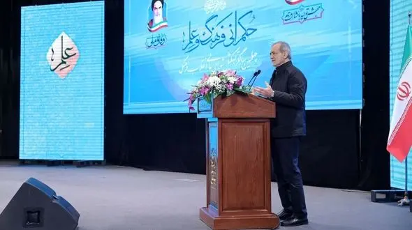 پزشکیان: حق، عدالت و انصاف را باید در رفتارمان نشان دهیم/ ظلمی بالاتر از این نیست که در برابر حرف درست بایستیم